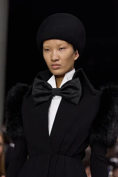 Look 8